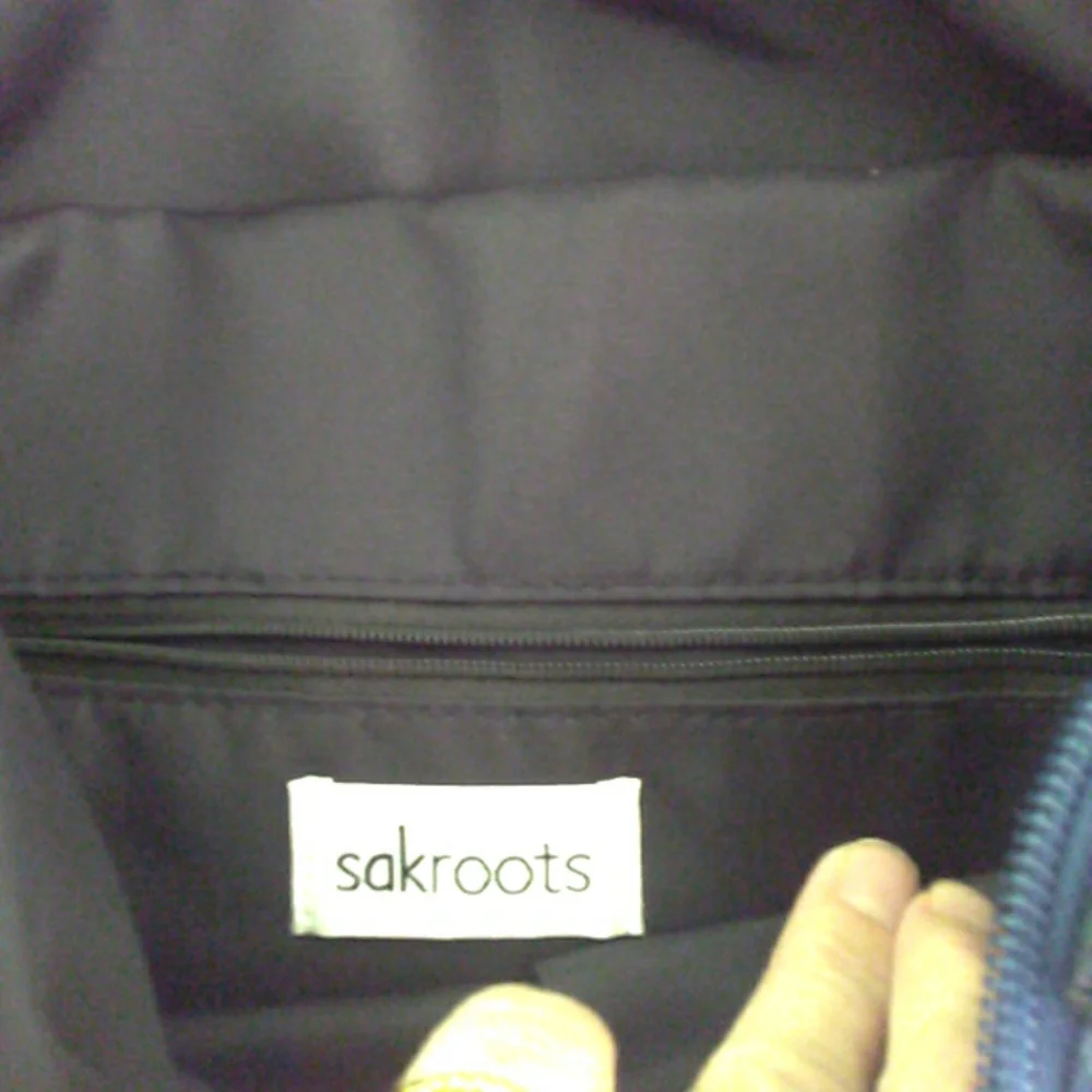 BNWOT SAKROOTS Floral Blue Backpack 5 OUTER PKTS ADJ. STRAPS (REG. SIZE) 15X13X5 - Picture 8 of 13